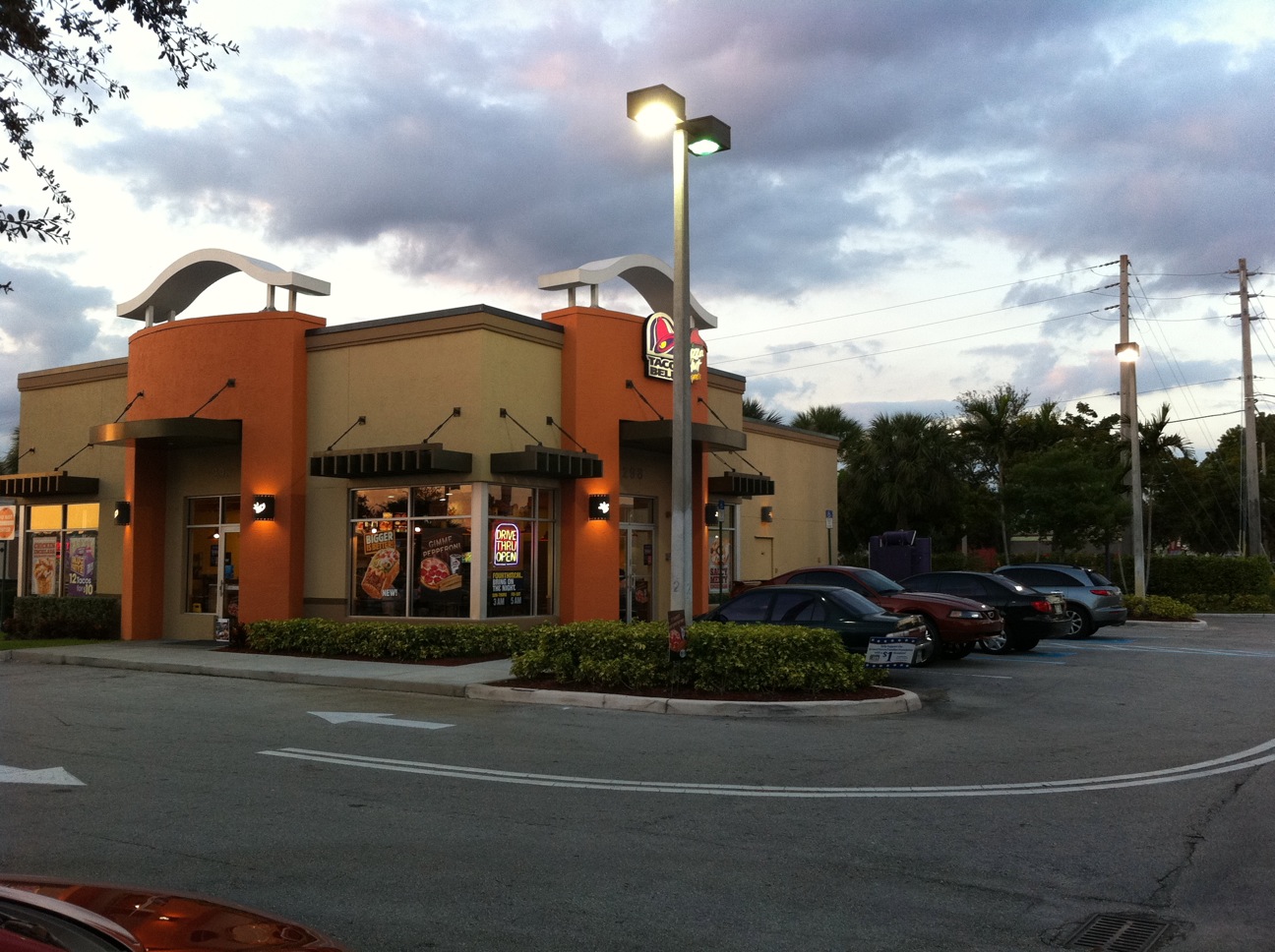 New_taco_bell.jpg
